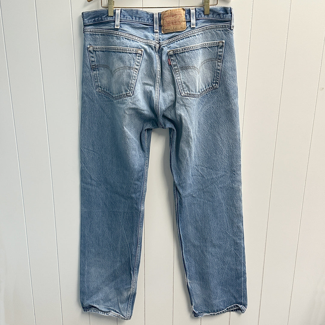 Levi's Vintage 501 Straight Leg Jeans - USA - 40x36 (Actual 38x34)