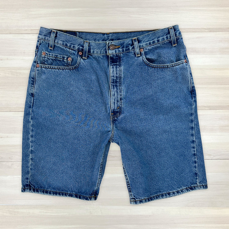 Men's Blue Vintage 90s Levi's 505 Shorts - Waist 36 Great Lakes Reclaimed Denim