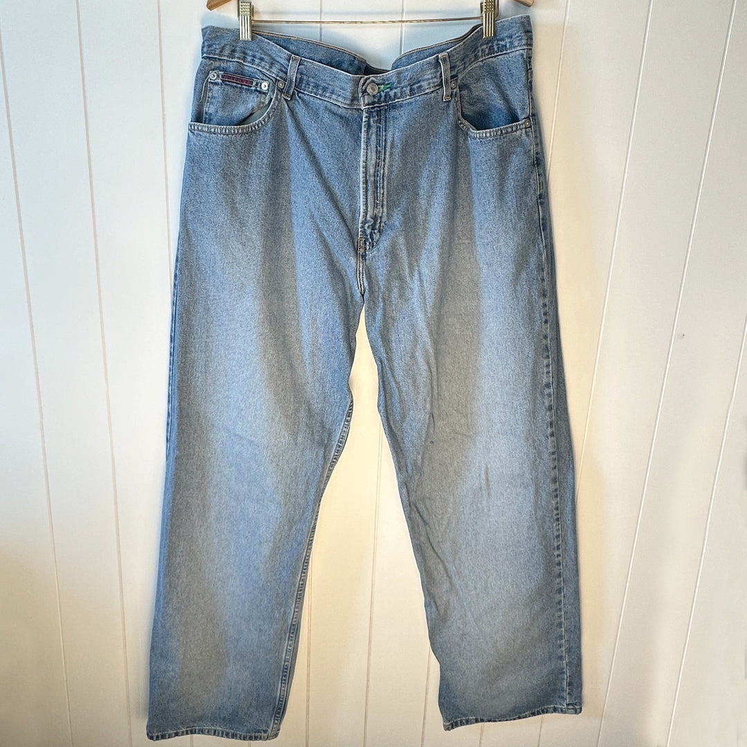 Vintage Worn Tommy Hilfiger Men's Relaxed Straight Leg Jeans - 40x34