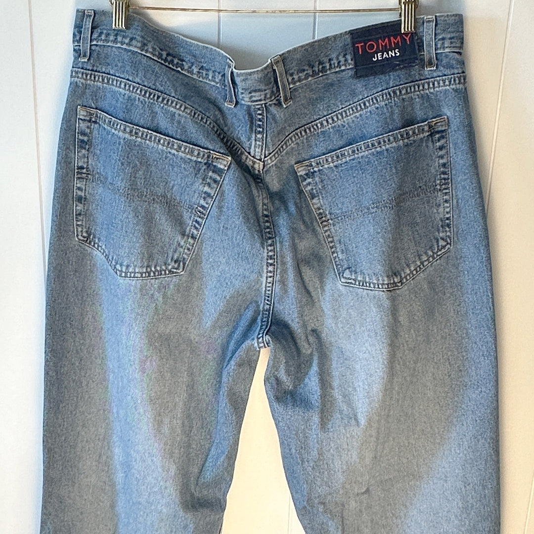 Vintage Worn Tommy Hilfiger Men's Relaxed Straight Leg Jeans - 40x34