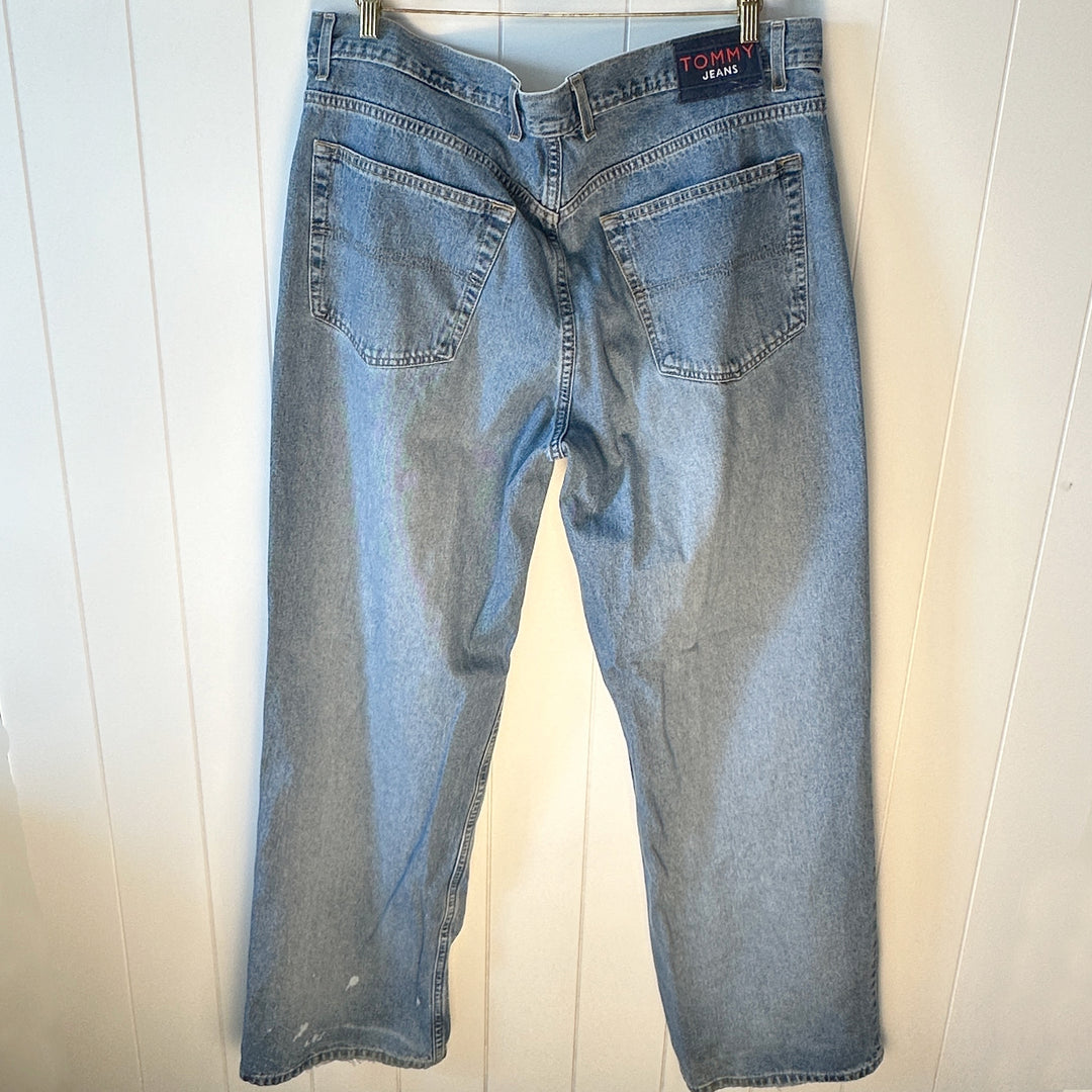Vintage Worn Tommy Hilfiger Men's Relaxed Straight Leg Jeans - 40x34