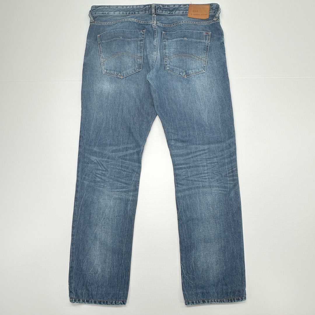Tommy Hilfiger Men's Scanton Slim Jeans - Tagged 36x32 / Actual 36x30