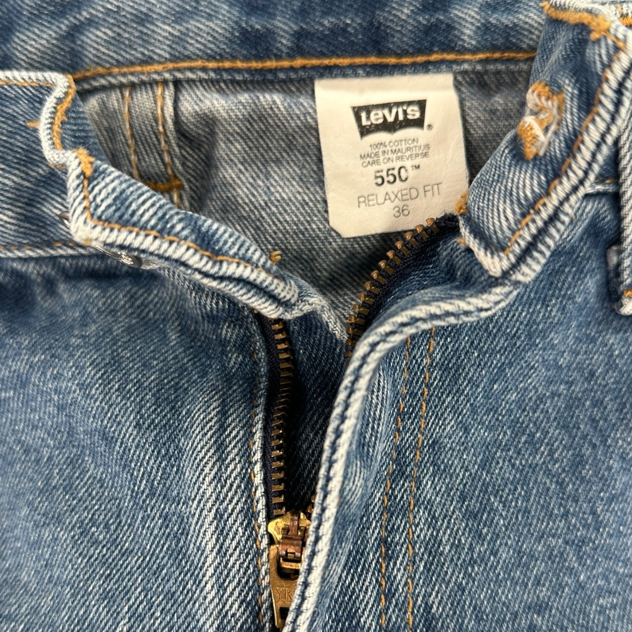 Vintage Levi's 550 Shorts - Waist 34 Great Lakes Reclaimed Denim
