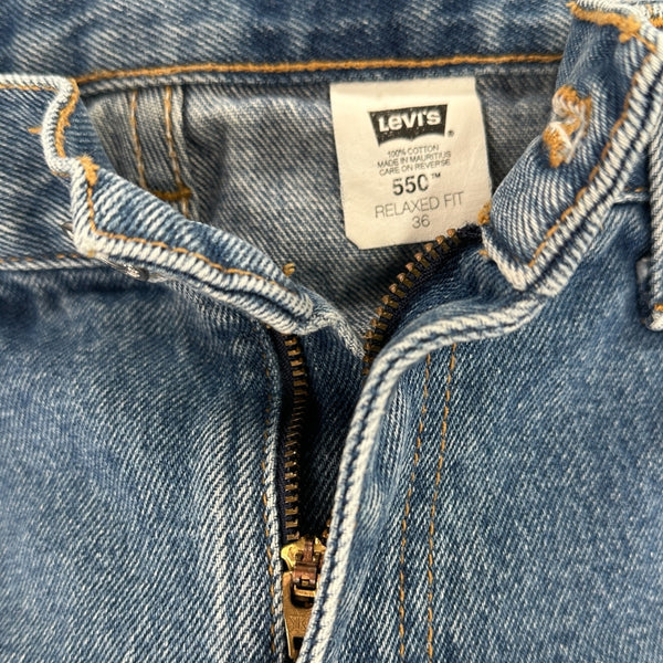 Vintage Levi's 550 Shorts - Waist 34 Great Lakes Reclaimed Denim