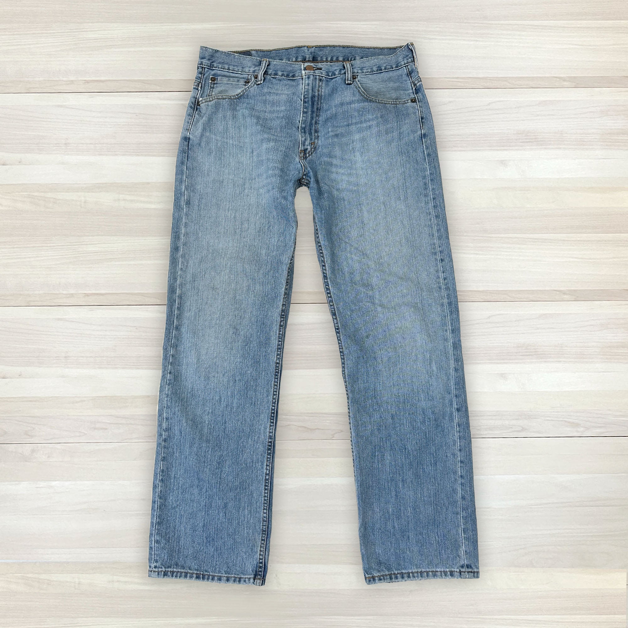 Men's Distressed and Thrashed Levi's 569 Straight Leg Baggy Fit - 34x33 Great Lakes Reclaimed Denim