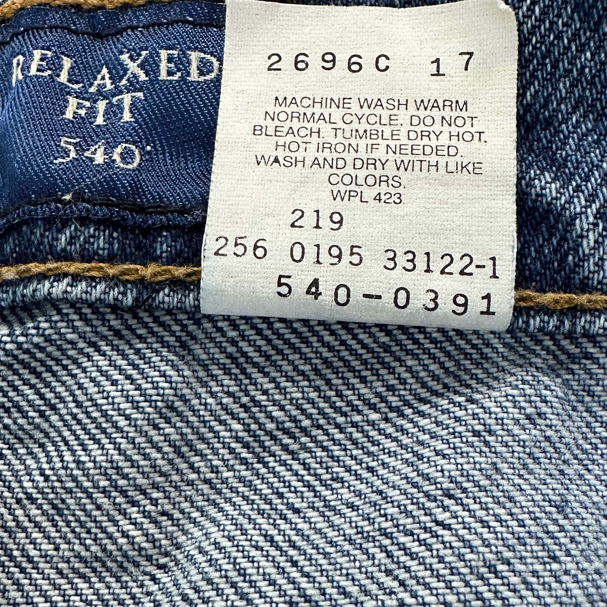 Vintage Levi's Signature 540 Tapered - Measured Size 36x34 Great Lakes Reclaimed Denim