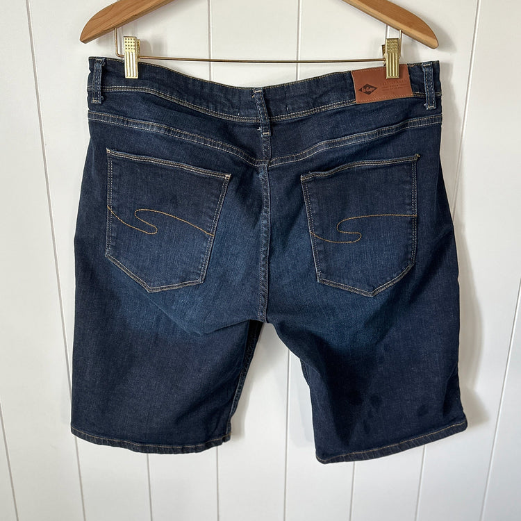 Lee Cooper Shorts SKU: 3087 - Great Lakes Reclaimed Denim