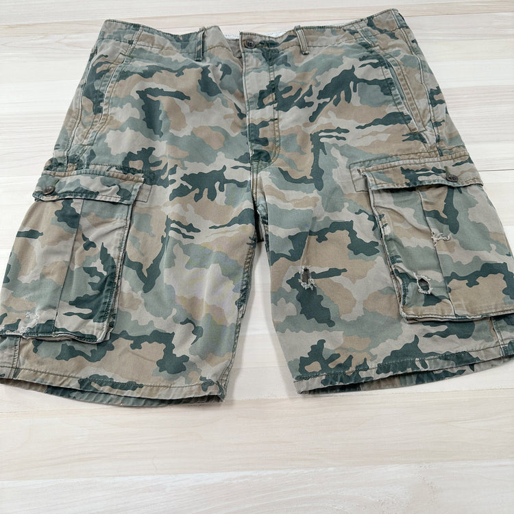 Levi's Shorts SKU: 2268 - Great Lakes Reclaimed Denim