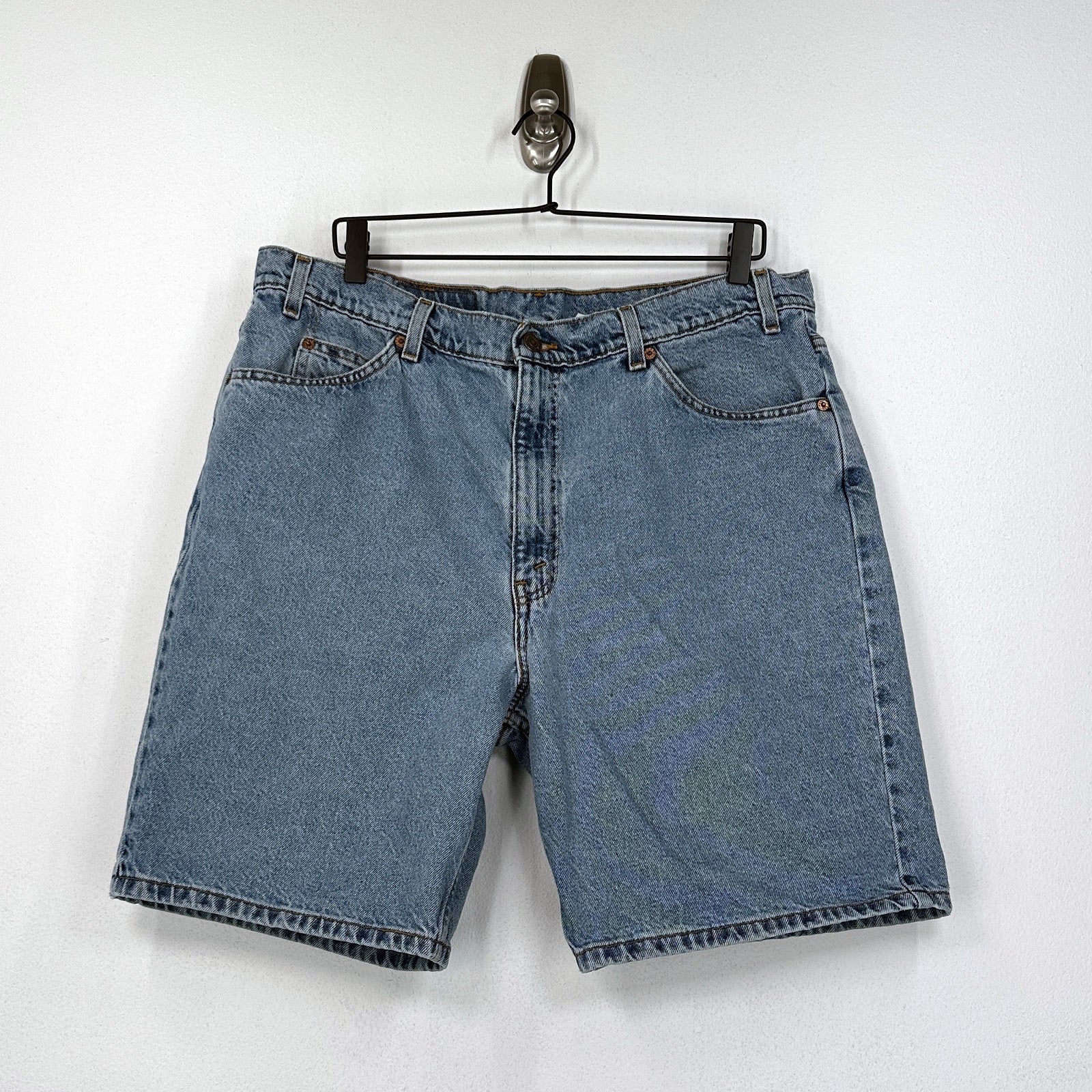 Vintage '90s Levi's 550 Shorts - Orange Tab - Waist 37 Great Lakes Reclaimed Denim