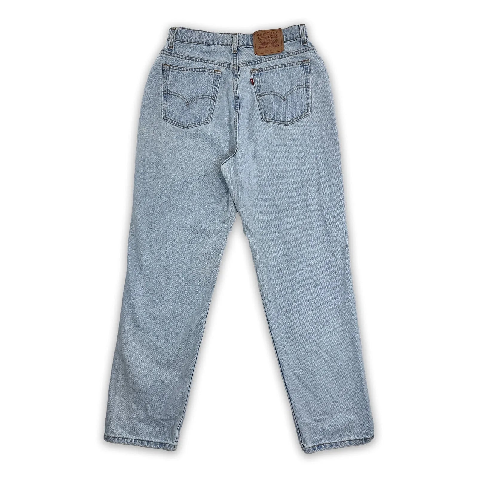 Vintage '90s Levi's Personal Pair Tapered Light Wash - Women's 30x31 Great Lakes Reclaimed Denim